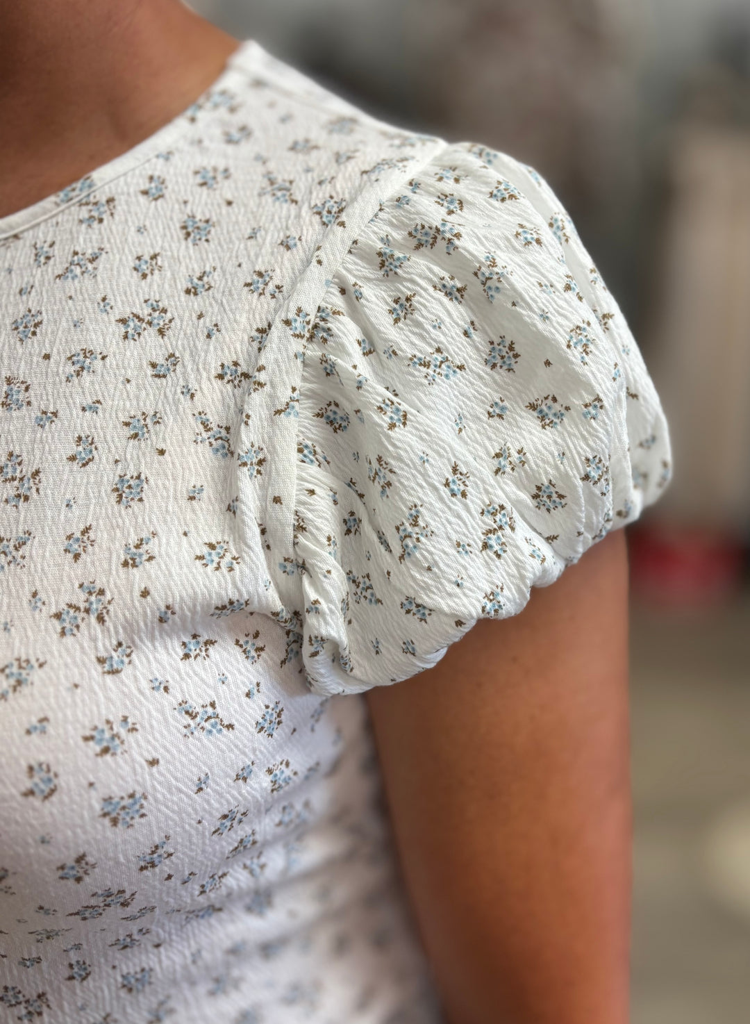 Floral Belle Puff Cap Tee-Tops-Doe and Rae-Evergreen Boutique, Women’s Fashion Boutique in Santa Claus, Indiana