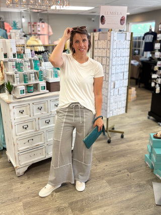 Effortless Edge Wide Leg Pants