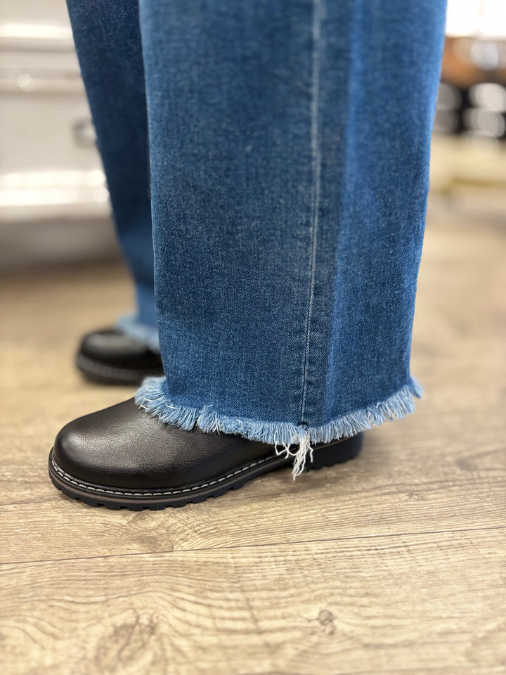 Risen Mid Rise Ankle Straight Jeans