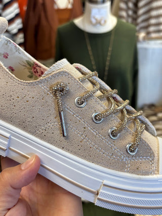 Very G Aman Suede Sneaker - Nude