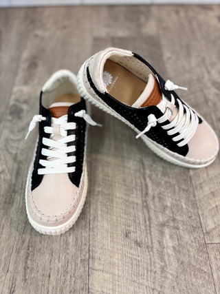 Mazal Lace-Up Sneaker