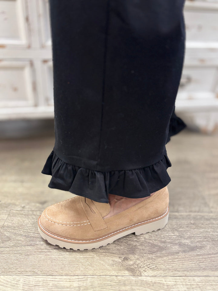 Two Pocket Tempo Ruffle Hem Pants