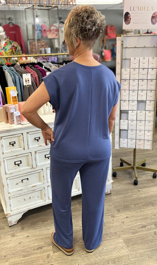 The Kickback Lounge Set