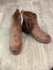 Taupe