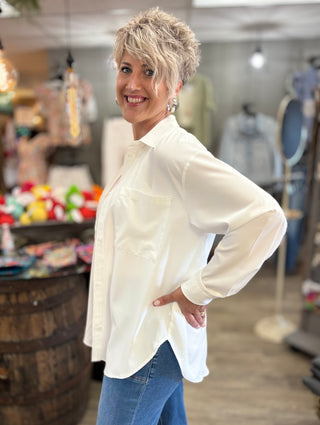 The Vivienne Oversized Top-Tops-Rae Mode-Evergreen Boutique, Women’s Fashion Boutique in Santa Claus, Indiana