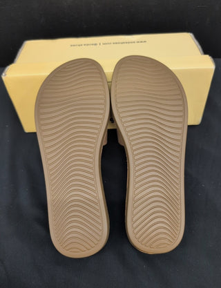 The Efron Sandal in Tan