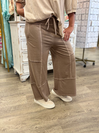 Effortless Edge Wide Leg Pants