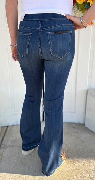The It-Girl Flare Jeggings by Cello