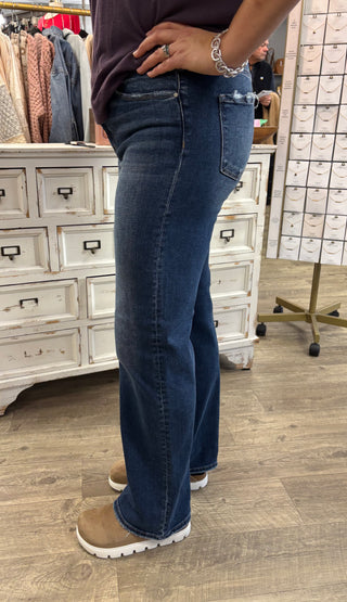 Risen High Waist Straight Leg Jeans