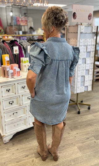 The Lived In Denim Dress 💙
