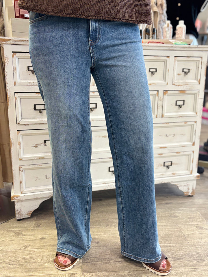 The Elsie Wide Leg Jeans-Denim-Anniewear-Evergreen Boutique, Women’s Fashion Boutique in Santa Claus, Indiana