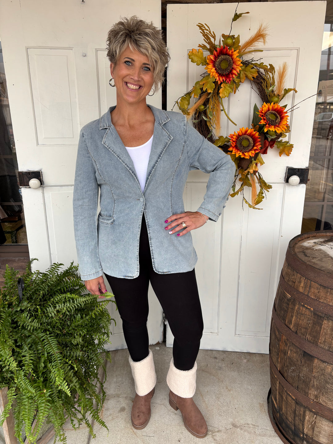 The Ashford Denim Blazer-Jackets-NoaBoa-Evergreen Boutique, Women’s Fashion Boutique in Santa Claus, Indiana