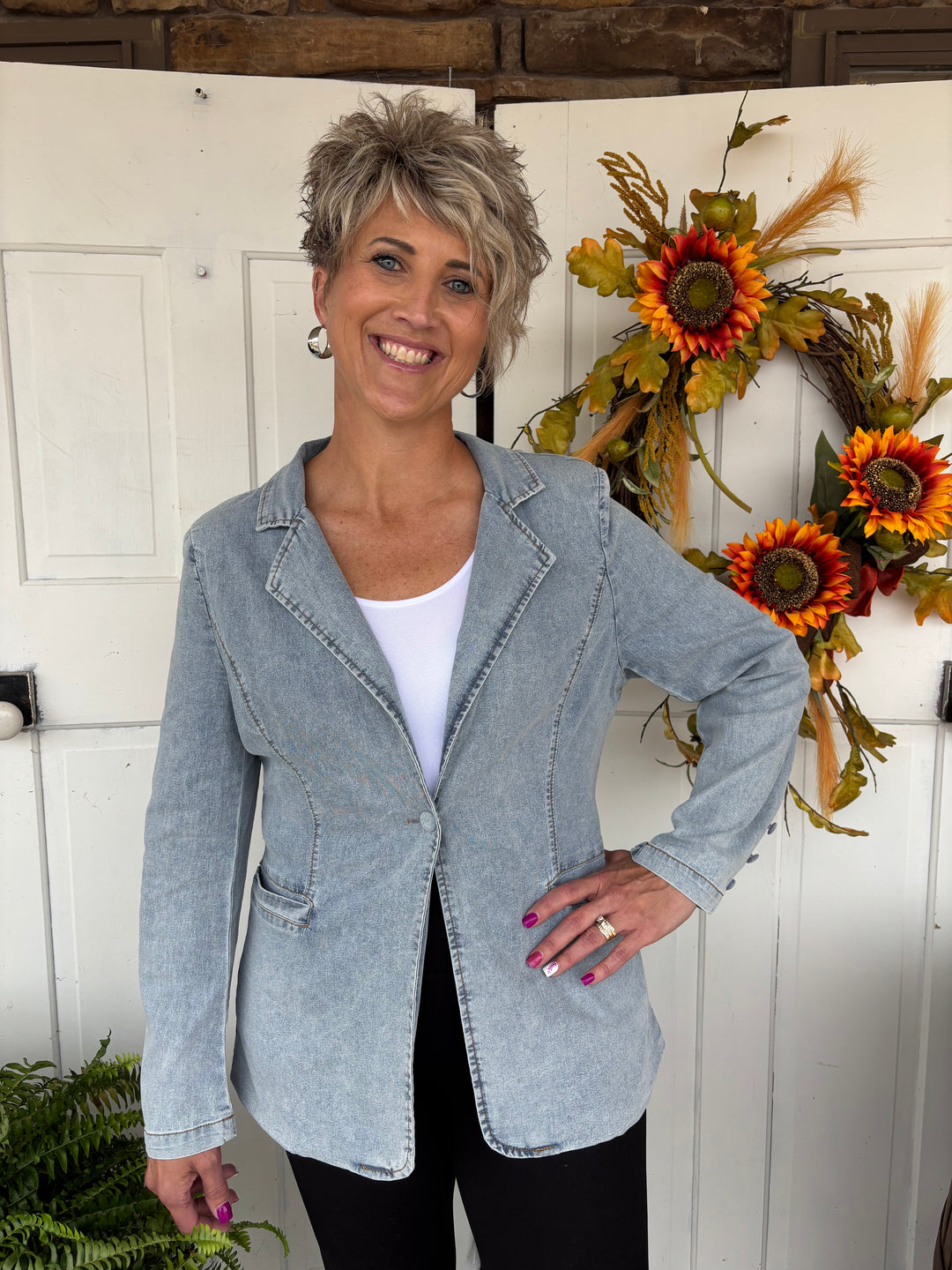 The Ashford Denim Blazer-Jackets-NoaBoa-Evergreen Boutique, Women’s Fashion Boutique in Santa Claus, Indiana