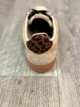 Corkys Heads Up Camel Sneakers