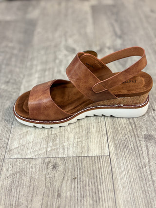 Expand-6 Low Wedge Shoe