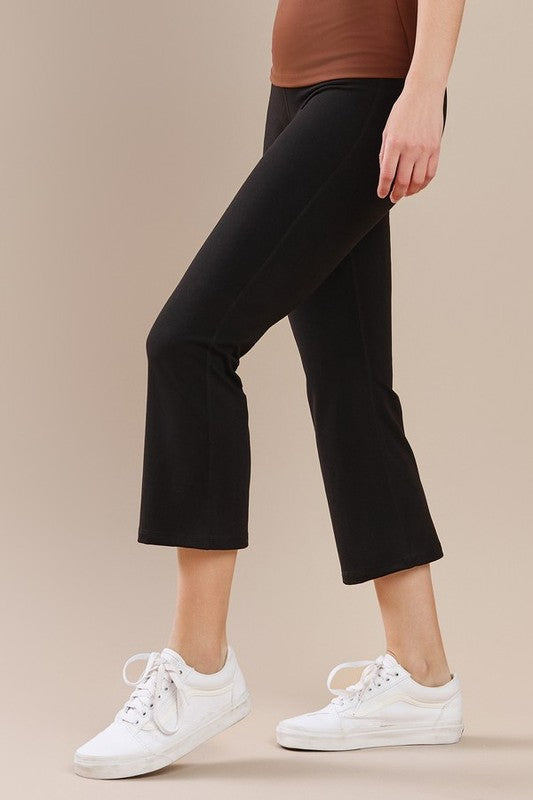 Black yoga capris best sale