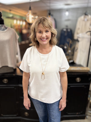 Clean Slate Basic Top-Tops-Les Amis-Evergreen Boutique, Women’s Fashion Boutique in Santa Claus, Indiana